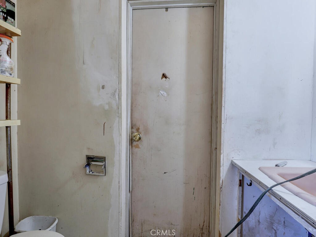 14839 Figueras Road La Mirada, CA 90638 - Photo 14 of 35