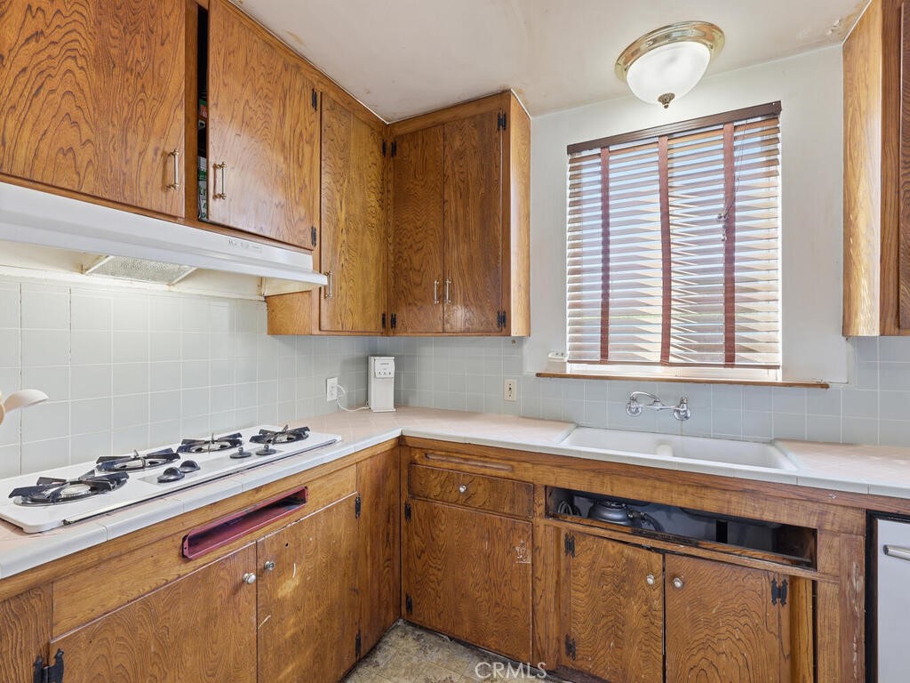 14839 Figueras Road La Mirada, CA 90638 - Photo 17 of 49