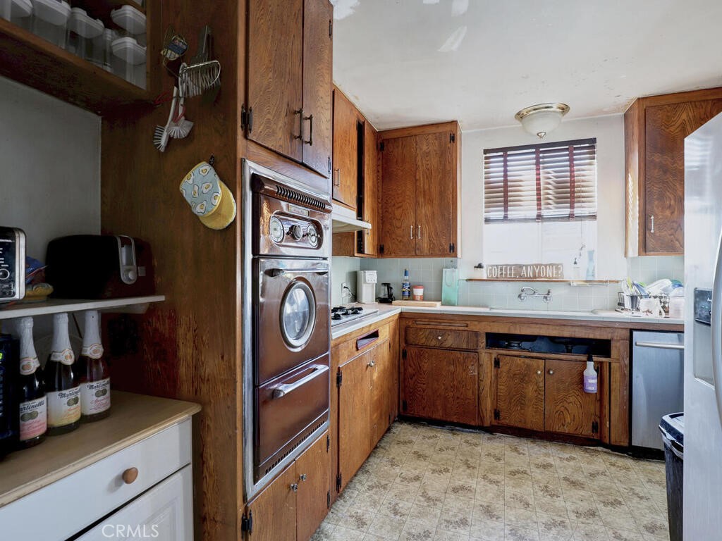 14839 Figueras Road La Mirada, CA 90638 - Photo 10 of 35