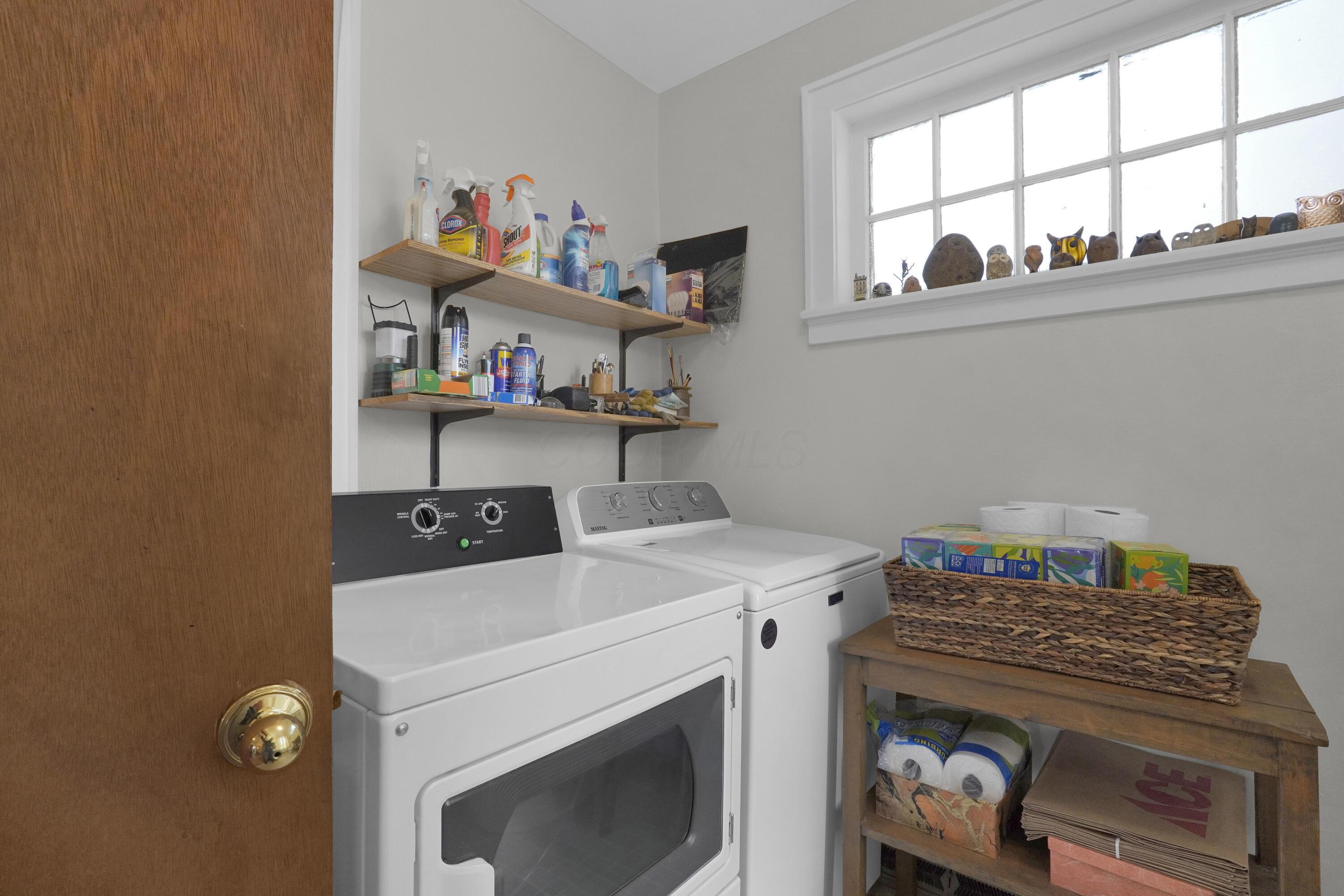 30 East Torrence Road Columbus, OH 43214 - Photo 21 of 36 First Floor Laundry/ Half Bath