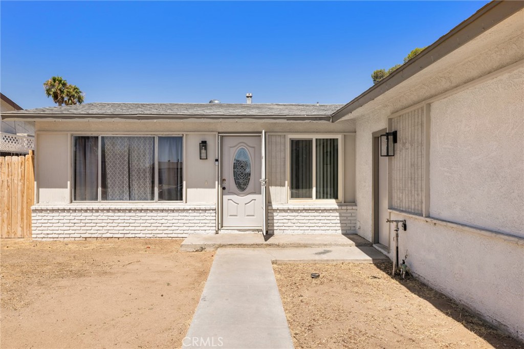 308 Forest Barstow, CA 92311 - Photo 3 of 17
