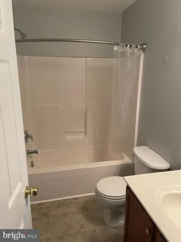 $2,150 | 5252 Mulberry Run Court, Stephens City, VA 22655