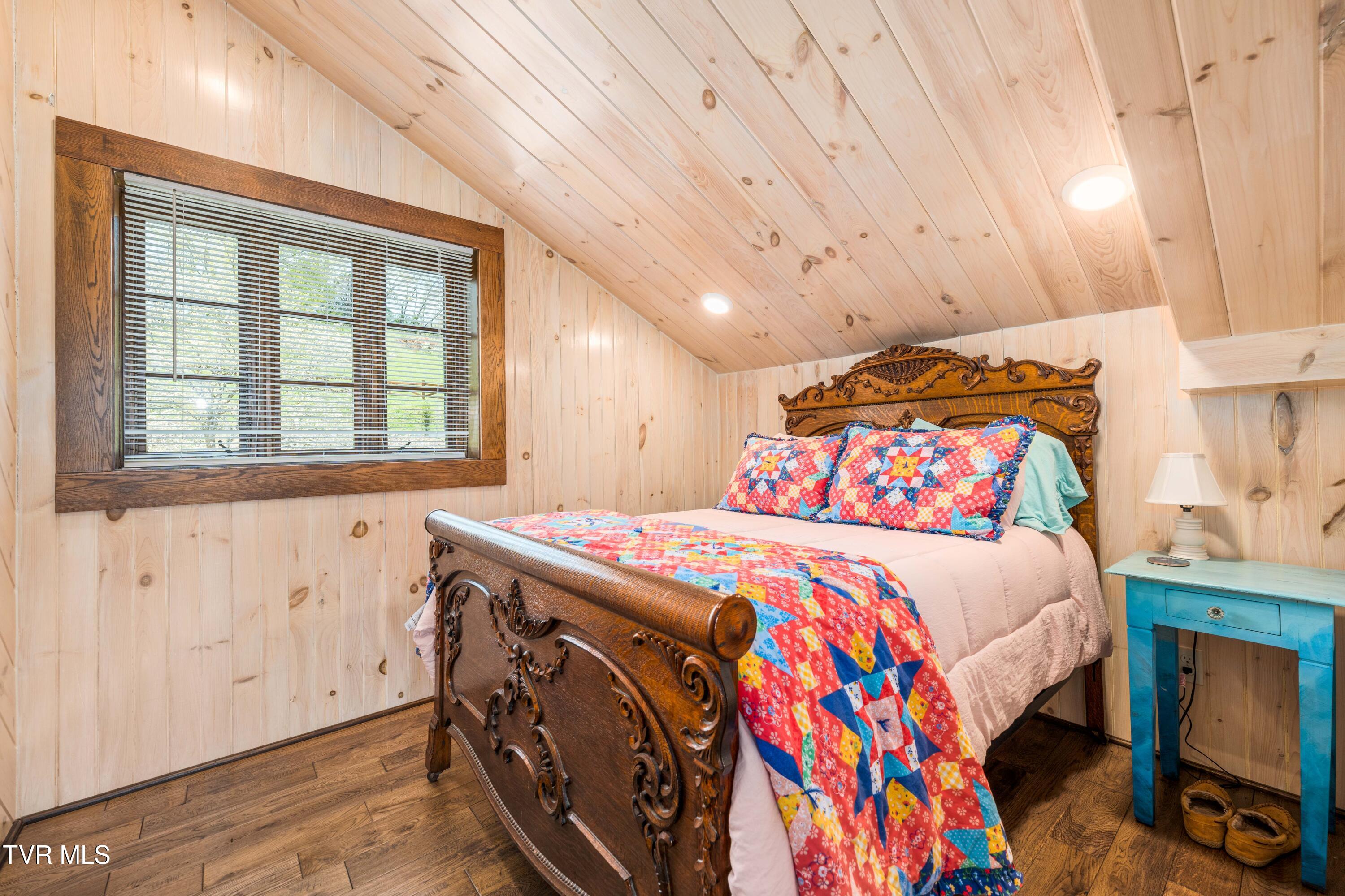 110 North River Lane Butler, TN 37640 - Photo 29 of 50 110 North River Shores (74 of 79)
