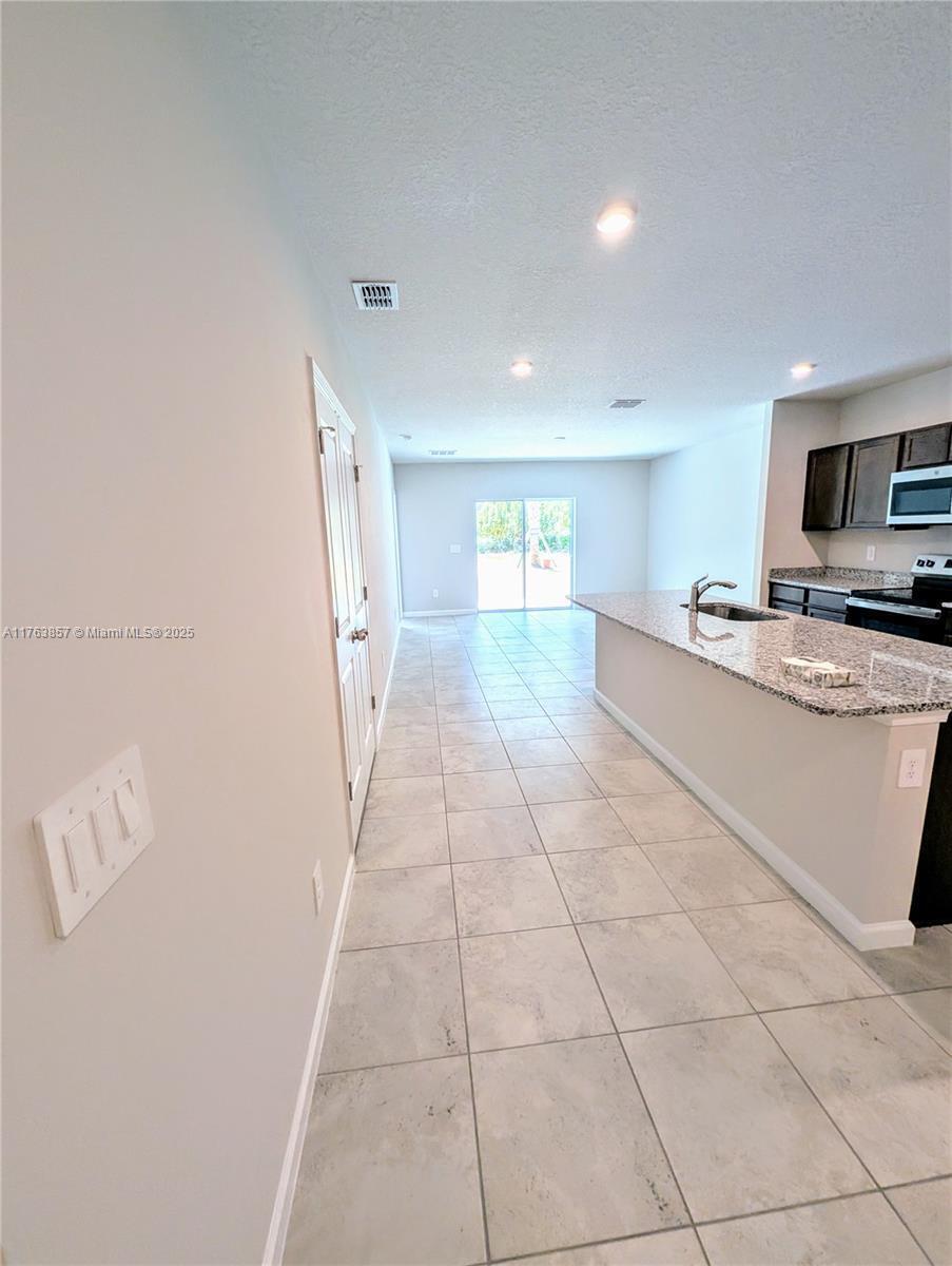 285 Raspberry Road Fort Pierce, FL 34981 - Photo 4 of 23 20260624162414324465000000-o