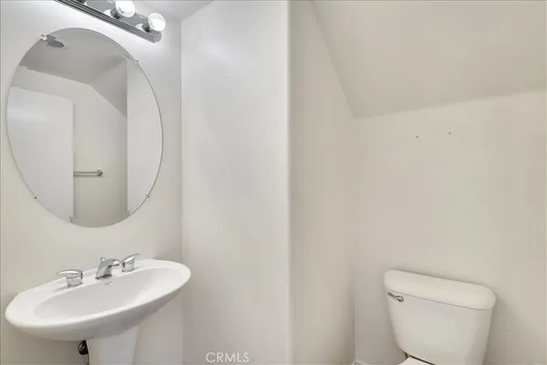 $3,600 | 460 Sonora Circle, Redlands, CA 92373