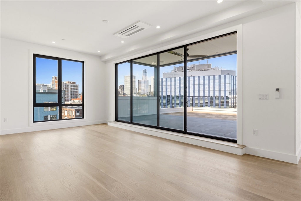 118 B Street, Unit 501 Boston, MA 02127 - Photo 3 of 11