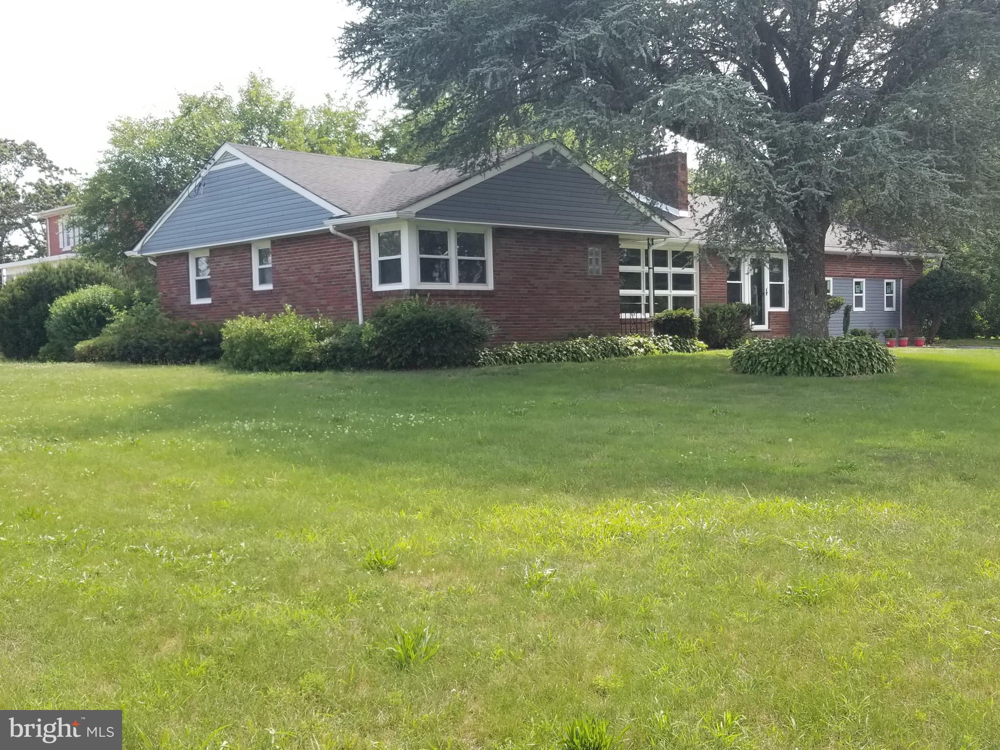 485 East Walnut Road Vineland, NJ 08360 - Photo 3 of 28 Gallery Image 3