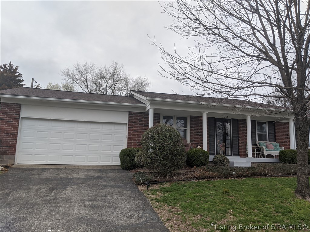1232 Reeds Lane Jeffersonville, IN 47130 - Photo 2 of 21 Gallery Image 2