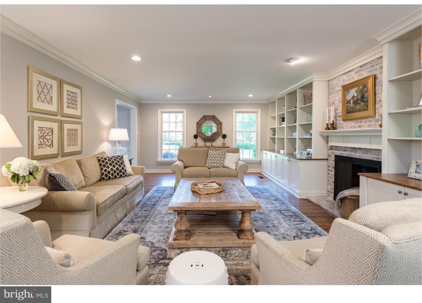 121 Graham Way Devon, PA 19333 - Photo 3 of 25 Great Room