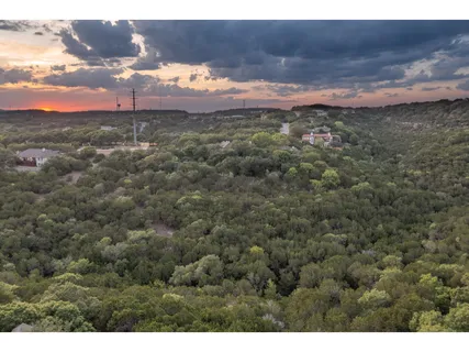 $1,050,000 | 539 Beardsley Lane, Austin, TX 78746