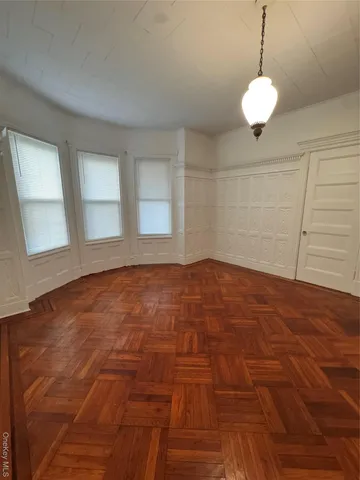 $3,753 | 516 Morris Park Avenue, Unit 2 | Van Nest