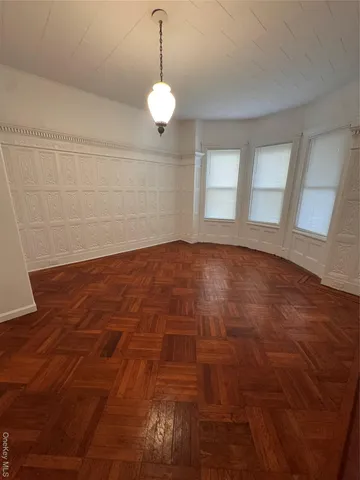 $3,753 | 516 Morris Park Avenue, Unit 2 | Van Nest