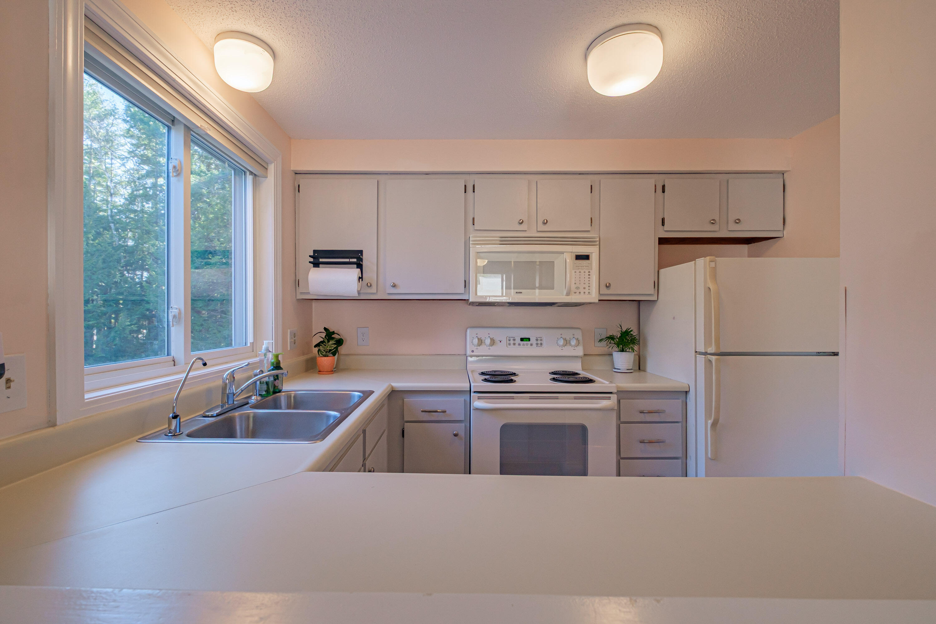 378 Portland Road, Unit 6 Gray, ME 04039 - Photo 11 of 39 378 Portland Road Unit 6 Gray Maine