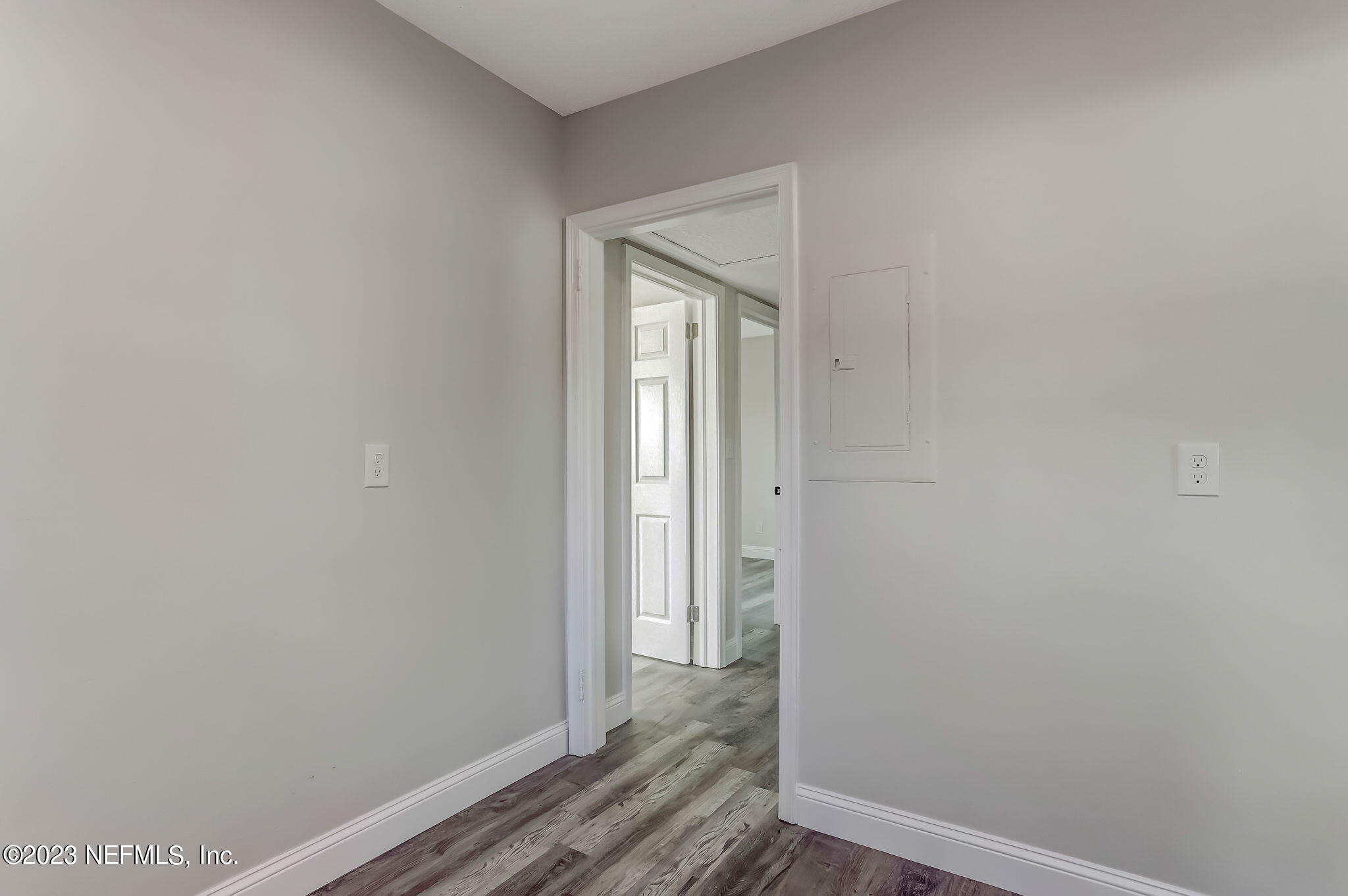 2769 Merwyn Road Jacksonville, FL 32207 - Photo 17 of 38 18-web-or-mls-LR_2769_Merwyn_Rd_AA-18