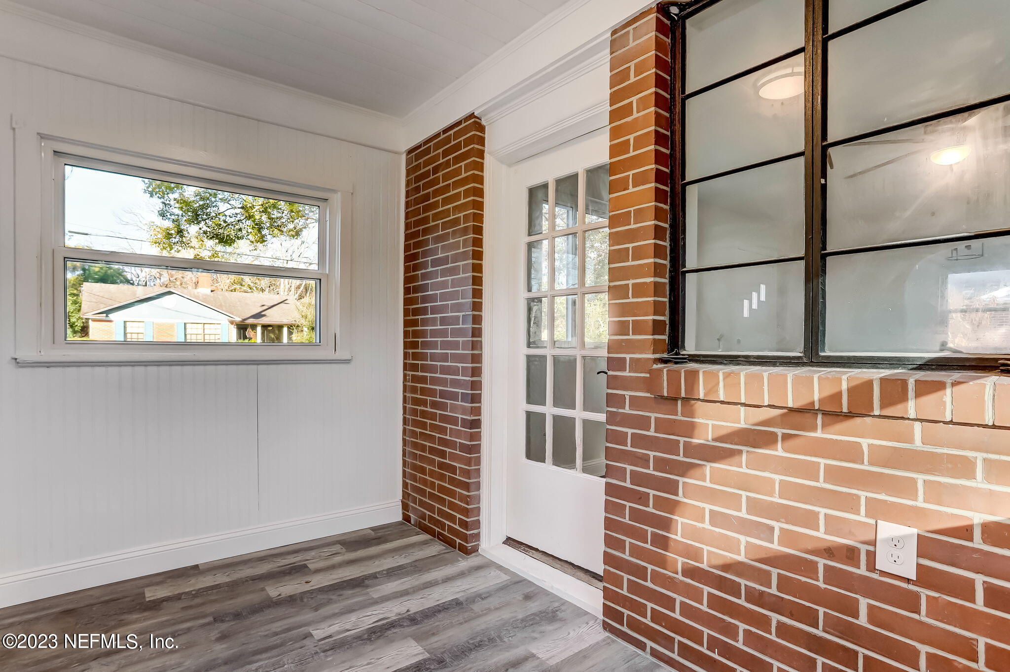 2769 Merwyn Road Jacksonville, FL 32207 - Photo 21 of 38 20-web-or-mls-LR_2769_Merwyn_Rd_AA-20