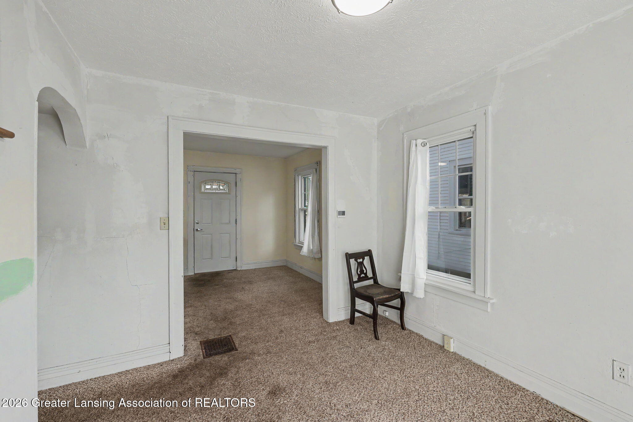 1207 Edward Street Lansing, MI 48910 - Photo 11 of 29 11-web-or-mls-CQ1A3106