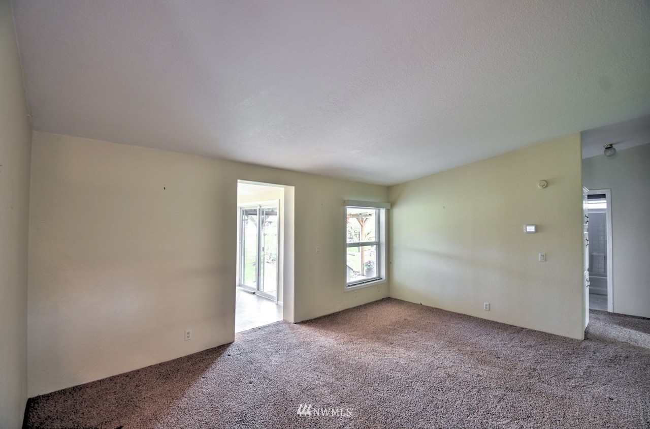 4720 180th Way Southwest Rochester, WA 98579 - Photo 14 of 40 Gallery Image 14