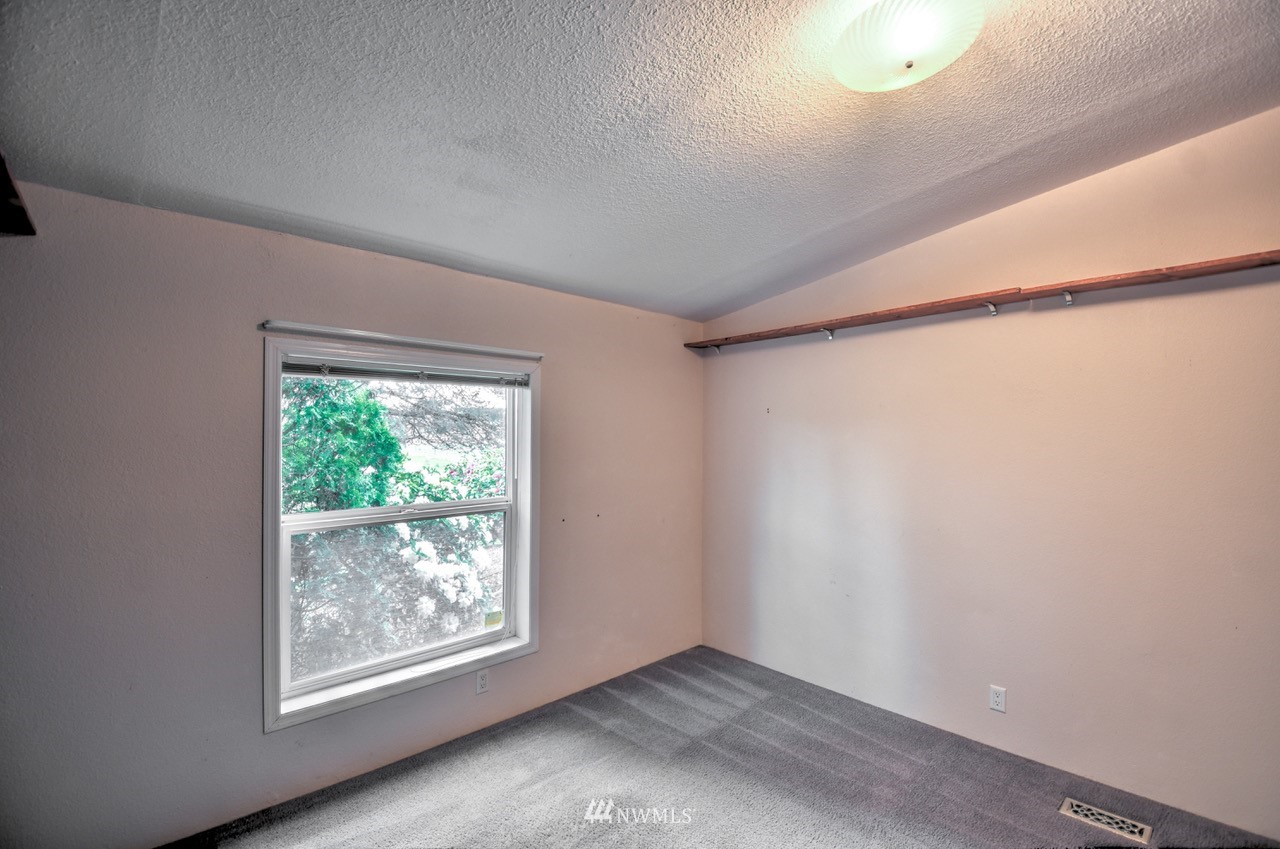 4720 180th Way Southwest Rochester, WA 98579 - Photo 18 of 40 Gallery Image 18