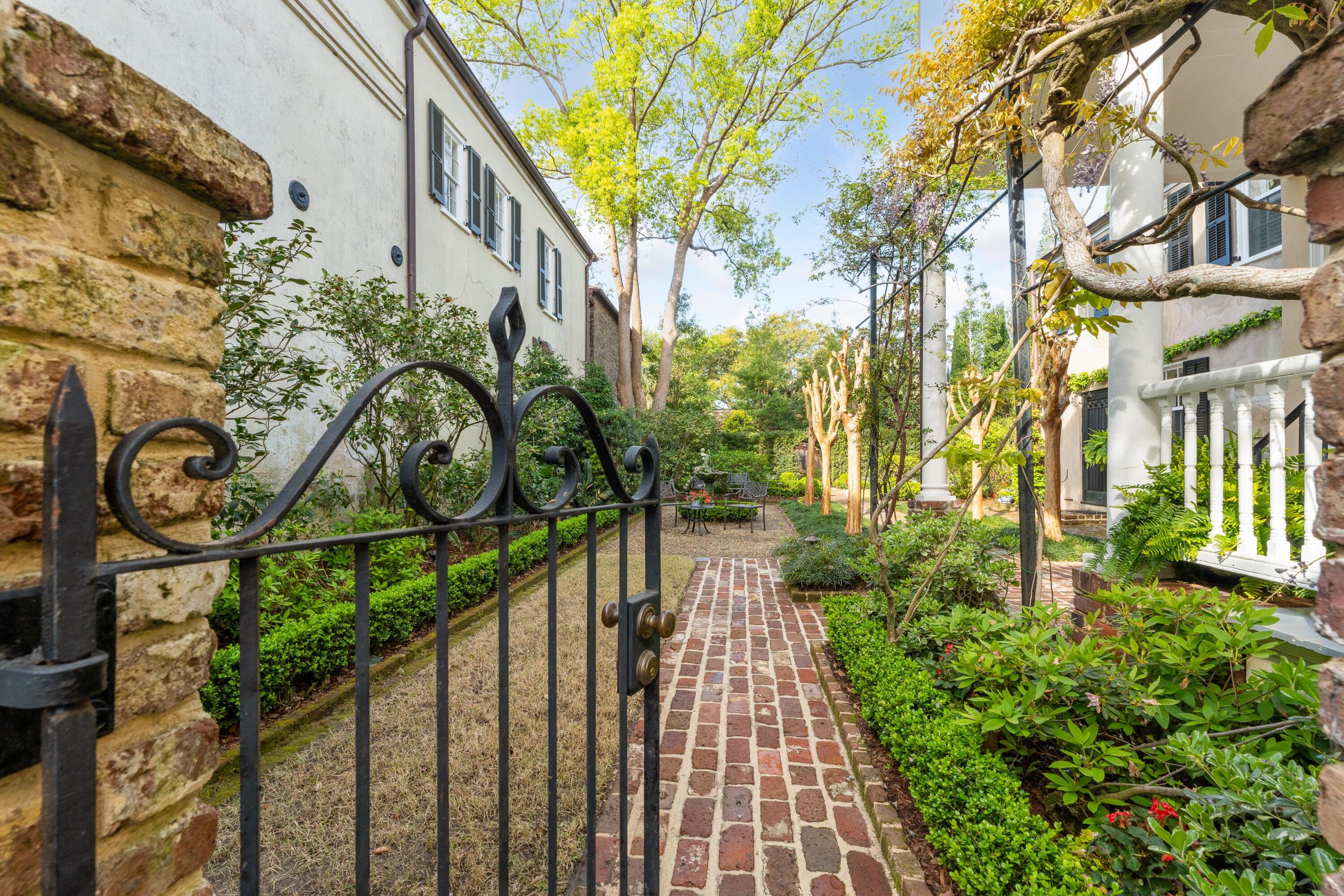 41 King Street Charleston, SC 29401 - Photo 39 of 56 39