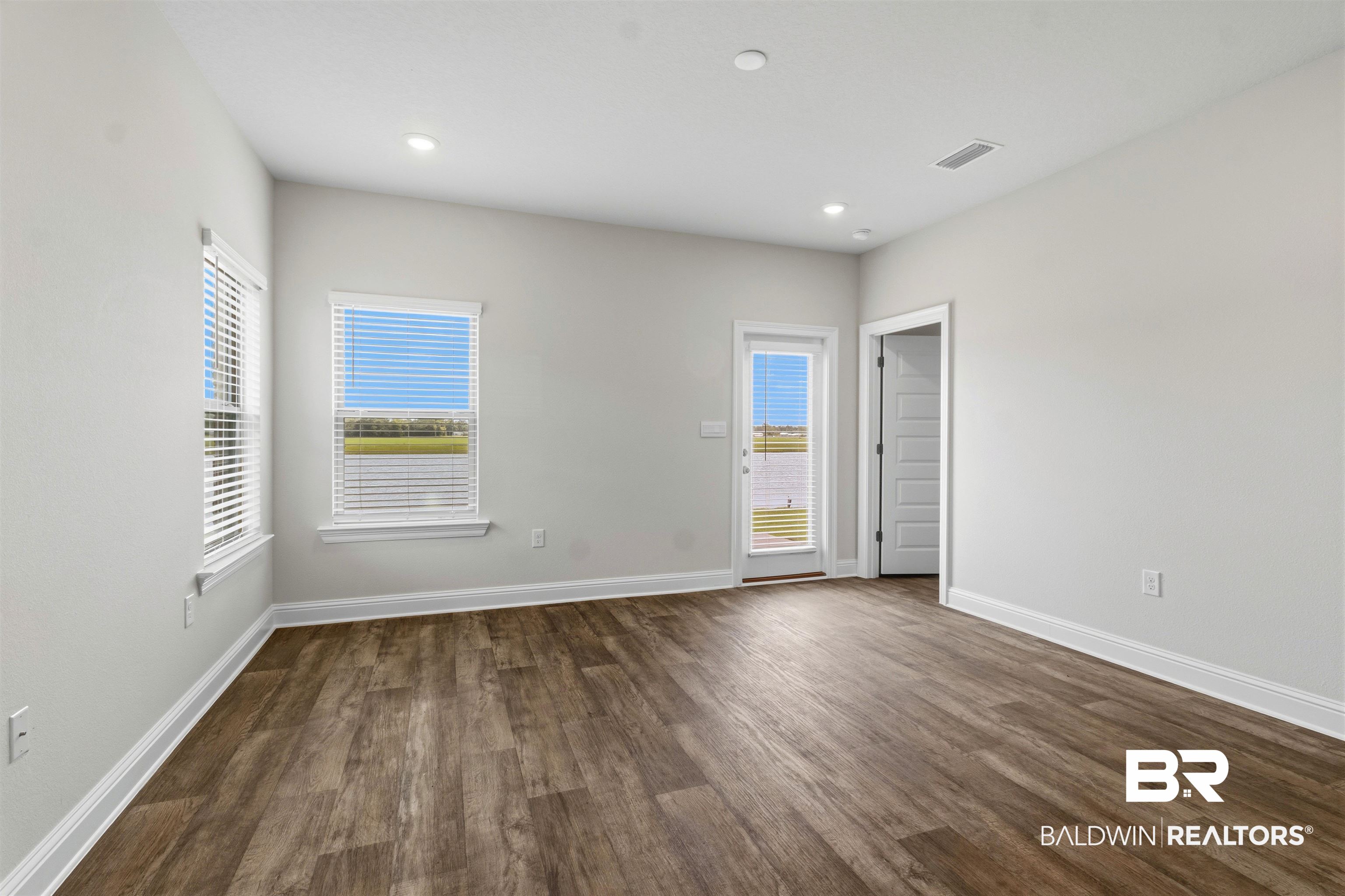 7601 Courant Circle Foley, AL 36535 - Photo 11 of 50