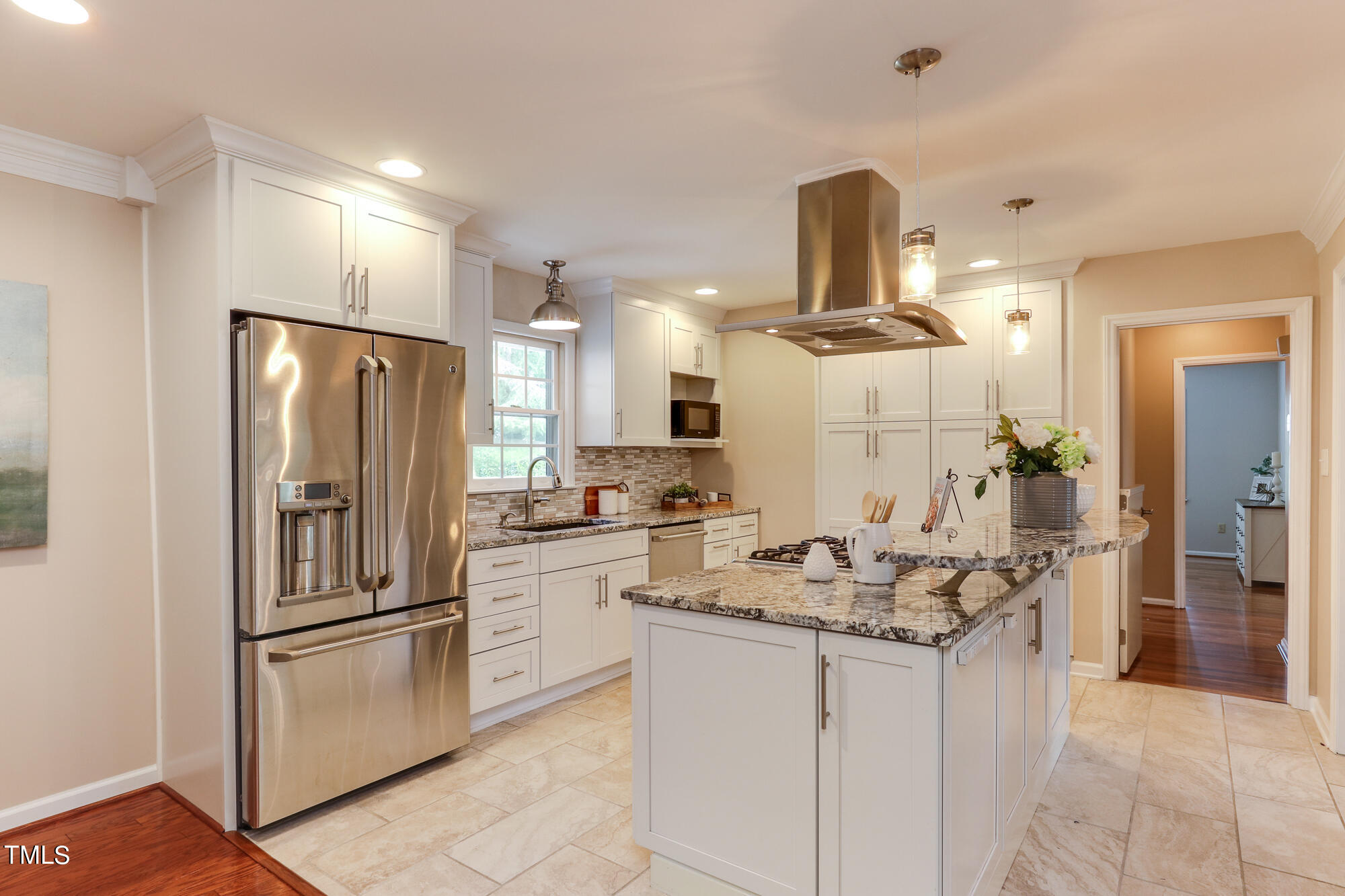 5413 Knollwood Road Raleigh, NC 27609 - Photo 8 of 30 Knollwood-9