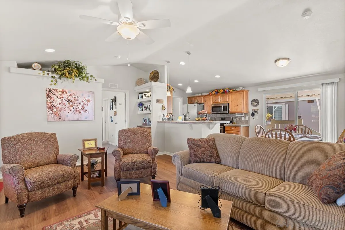 1815 Sweetwater Road, Unit 72 Spring Valley, CA 91977 - Photo 11 of 32 Gallery Image 11