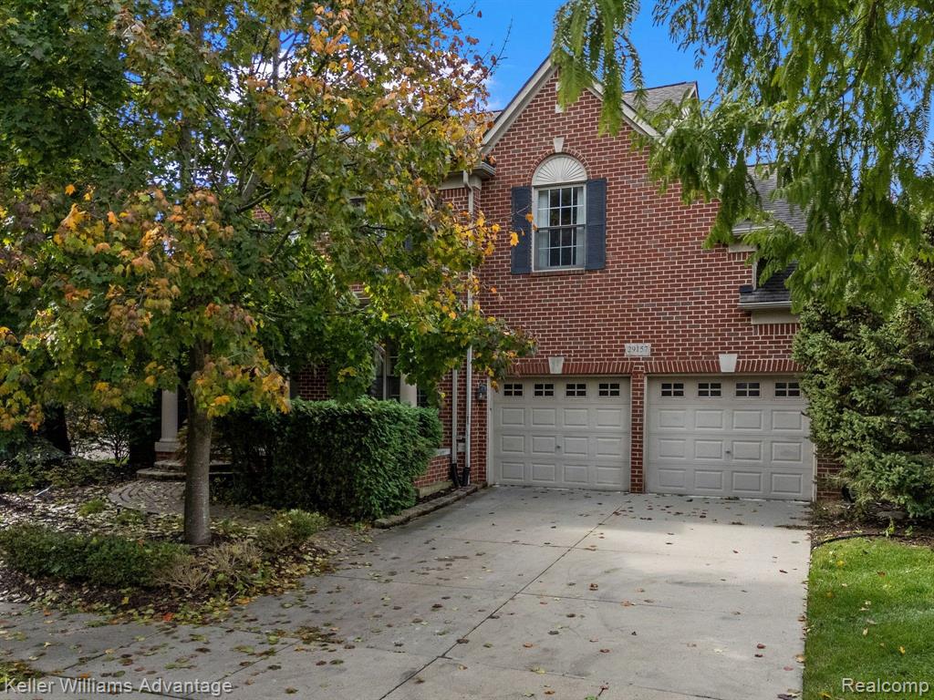 29157 Hemingway Drive Novi, MI 48377 - Photo 1 of 42