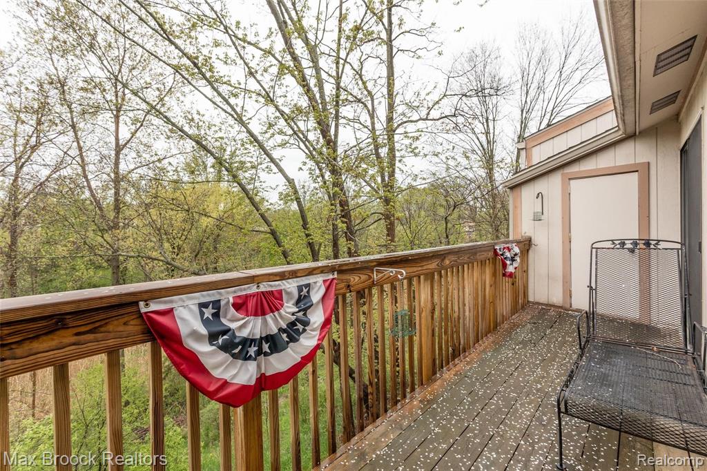 1695 Riverside Drive, Unit 12 Rochester Hills, MI 48309 - Photo 26 of 29