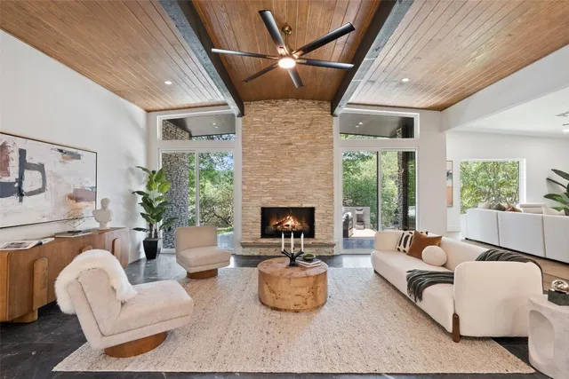 $1,895,000 | 3403 Cascadera Drive, Austin, TX 78731
