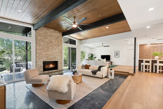 $1,895,000 | 3403 Cascadera Drive, Austin, TX 78731