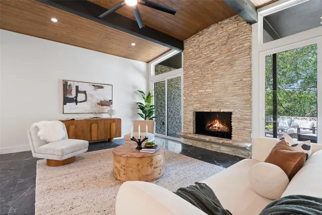 $1,895,000 | 3403 Cascadera Drive, Austin, TX 78731