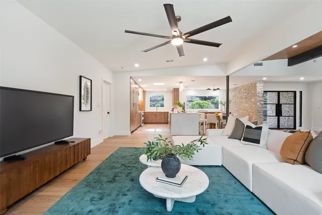 $1,895,000 | 3403 Cascadera Drive, Austin, TX 78731