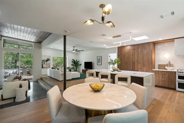 $1,895,000 | 3403 Cascadera Drive, Austin, TX 78731