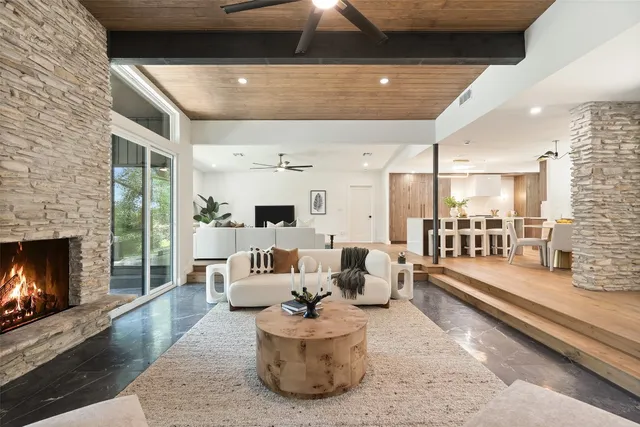 $1,895,000 | 3403 Cascadera Drive, Austin, TX 78731