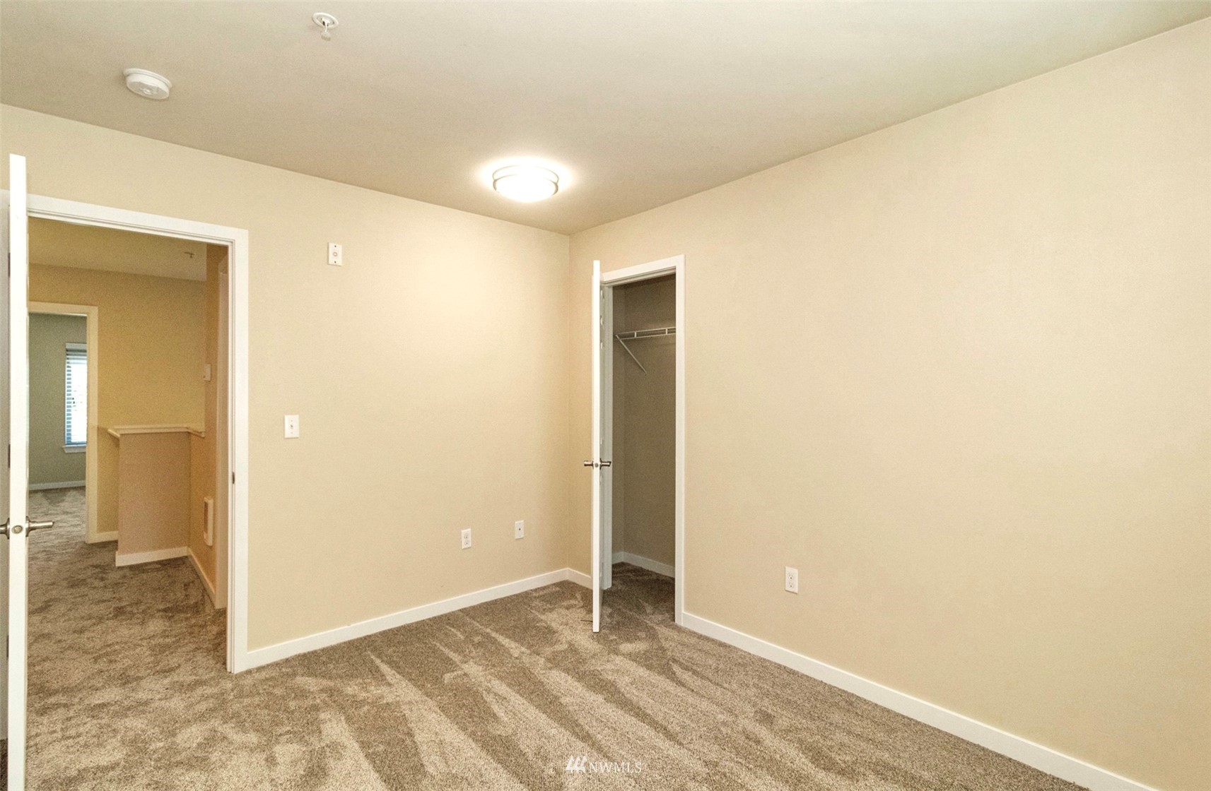 1900 Weaver Road, Unit L101 Snohomish, WA 98290 - Photo 22 of 35 Gallery Image 22