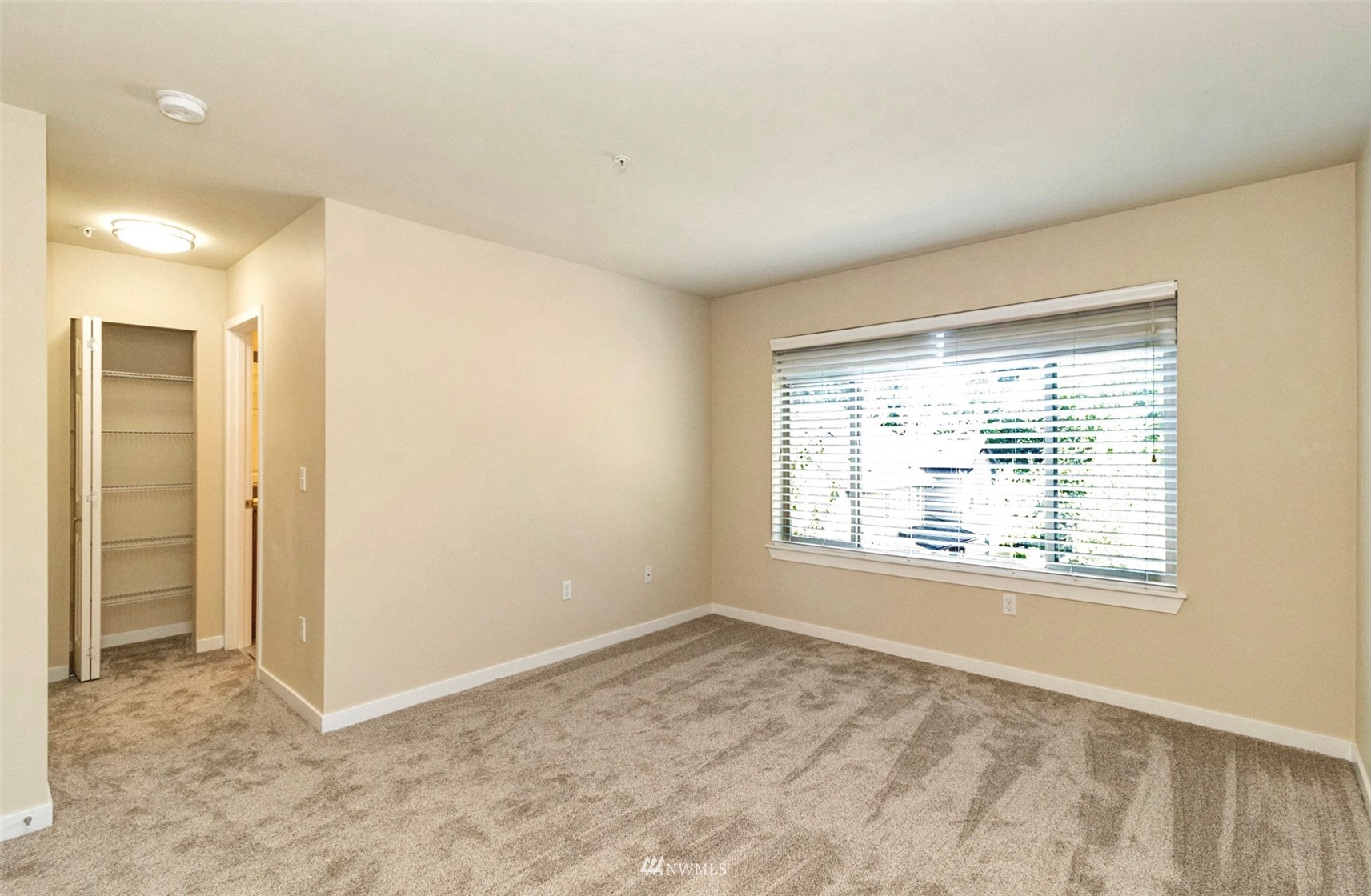 1900 Weaver Road, Unit L101 Snohomish, WA 98290 - Photo 24 of 35 Gallery Image 24