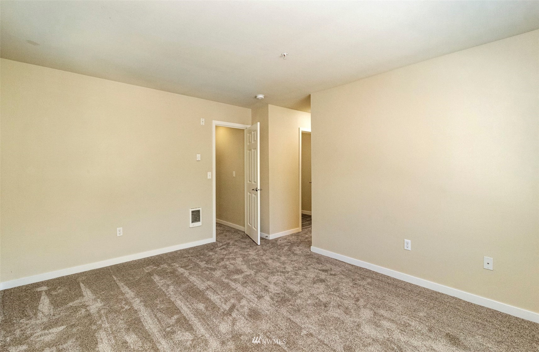 1900 Weaver Road, Unit L101 Snohomish, WA 98290 - Photo 35 of 35 Gallery Image 35
