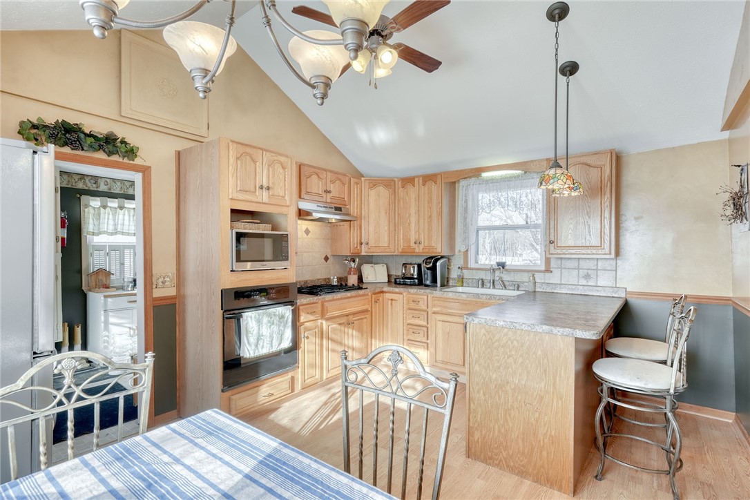 4231 Cauwels Road Arcadia, NY 14505 - Photo 11 of 48