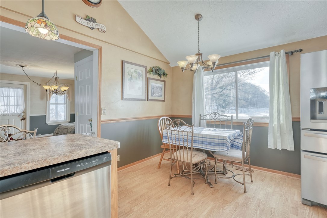 4231 Cauwels Road Arcadia, NY 14505 - Photo 12 of 48