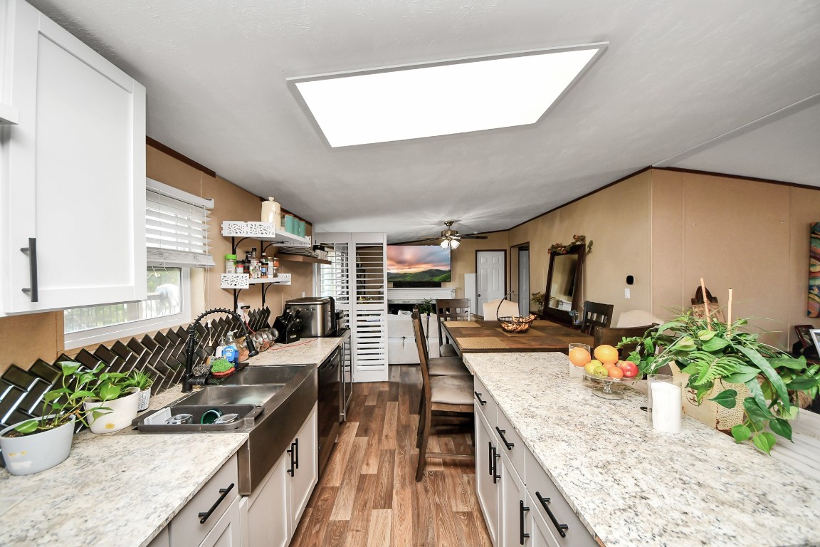 20065 Spring Hill Lane Porter, TX 77365 - Photo 8 of 44