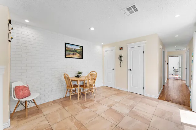 a view of a livingroom with furniture