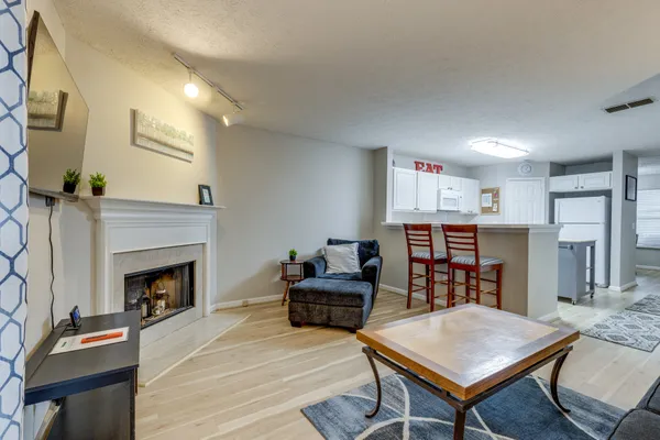 $1,800 | 668 Flintlock Court, Nashville, TN 37217