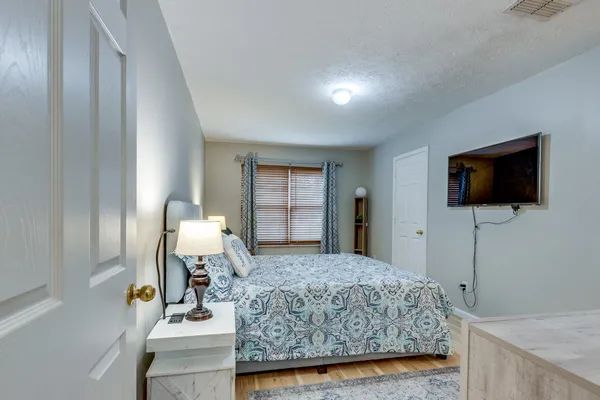 $1,800 | 668 Flintlock Court, Nashville, TN 37217