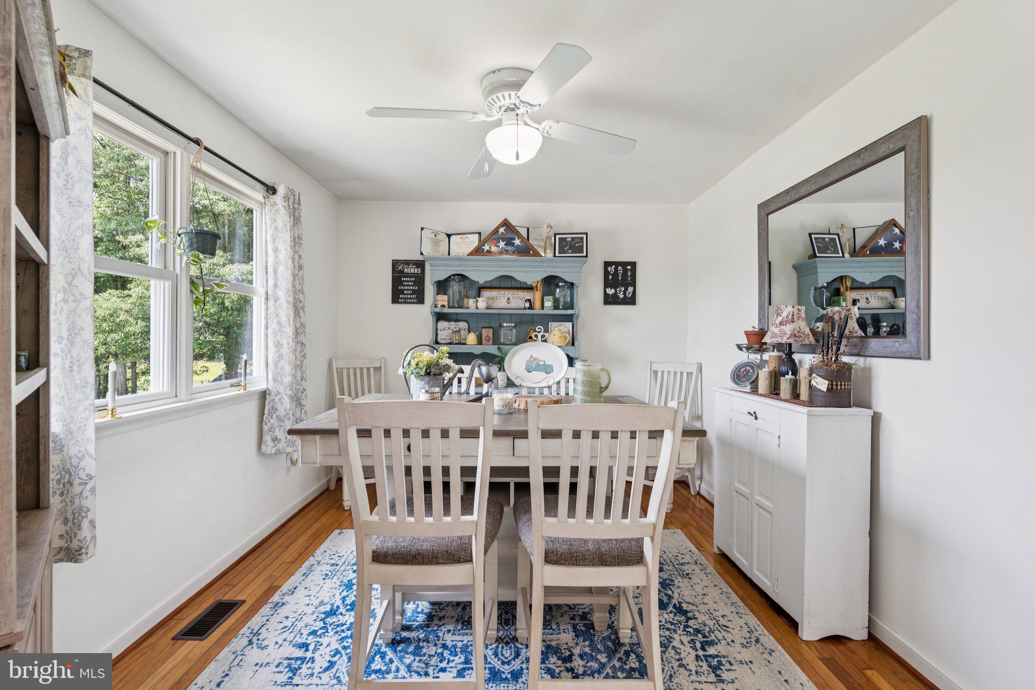 1039 Mountain View Road Fredericksburg, VA 22406 - Photo 11 of 49 Dining room w/amazing views of rear of property