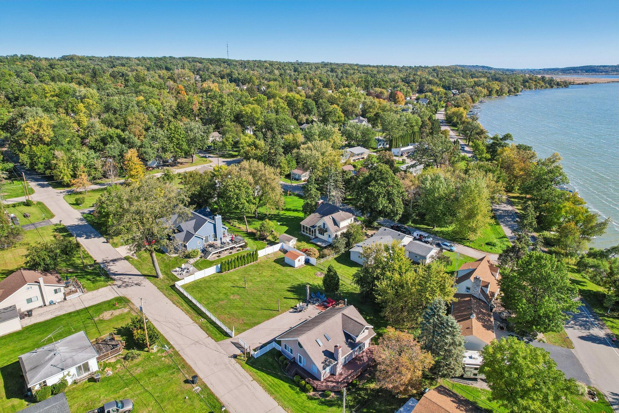 N3070 Tamarack Road Lake Geneva, WI 53147 - Photo 38 of 56 44-web-or-mls-N3070 Tamarack Rd-S0710-04