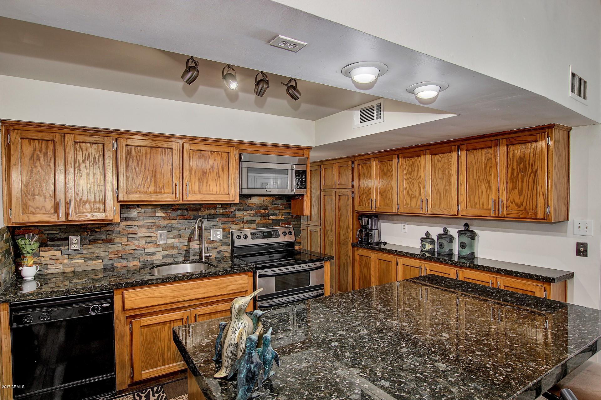 21047 South 156th Street Gilbert, AZ 85298 - Photo 3 of 53 156th (14)