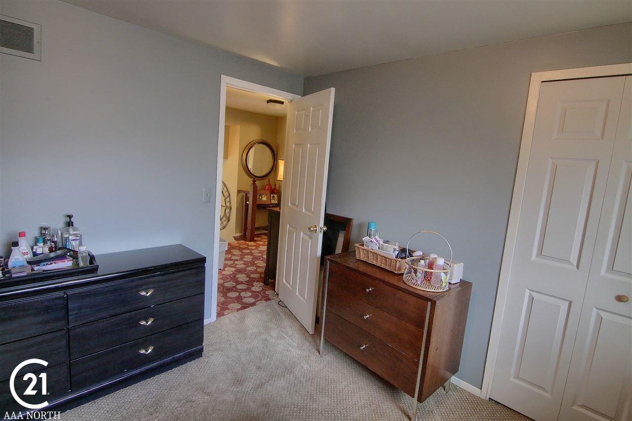 754 Snowmass Drive Rochester, MI 48309 - Photo 22 of 30 3rd Bedroom