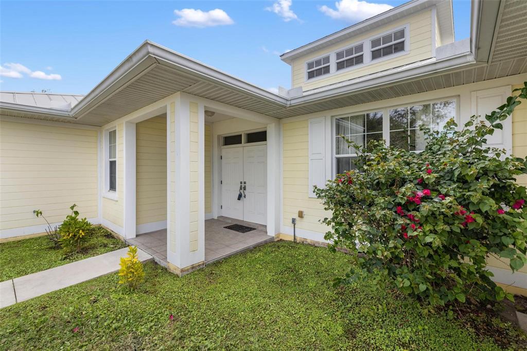 8069 Southwest Aviary Road Arcadia, FL 34269 - Photo 60 of 60 a front view of house with yard