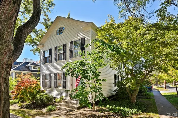 $4,900 | 31 State Street, Skaneateles, NY 13152