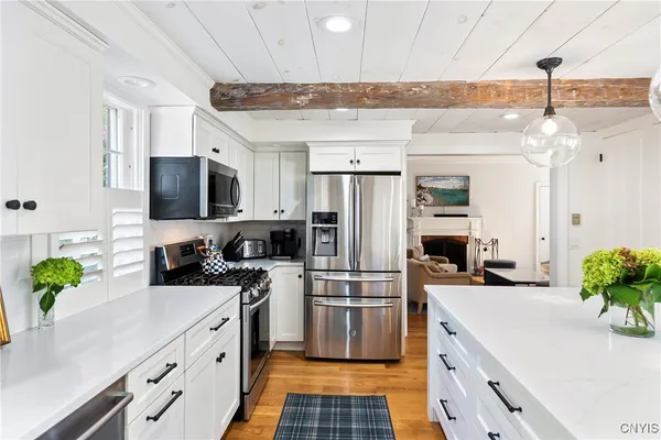 $4,900 | 31 State Street, Skaneateles, NY 13152